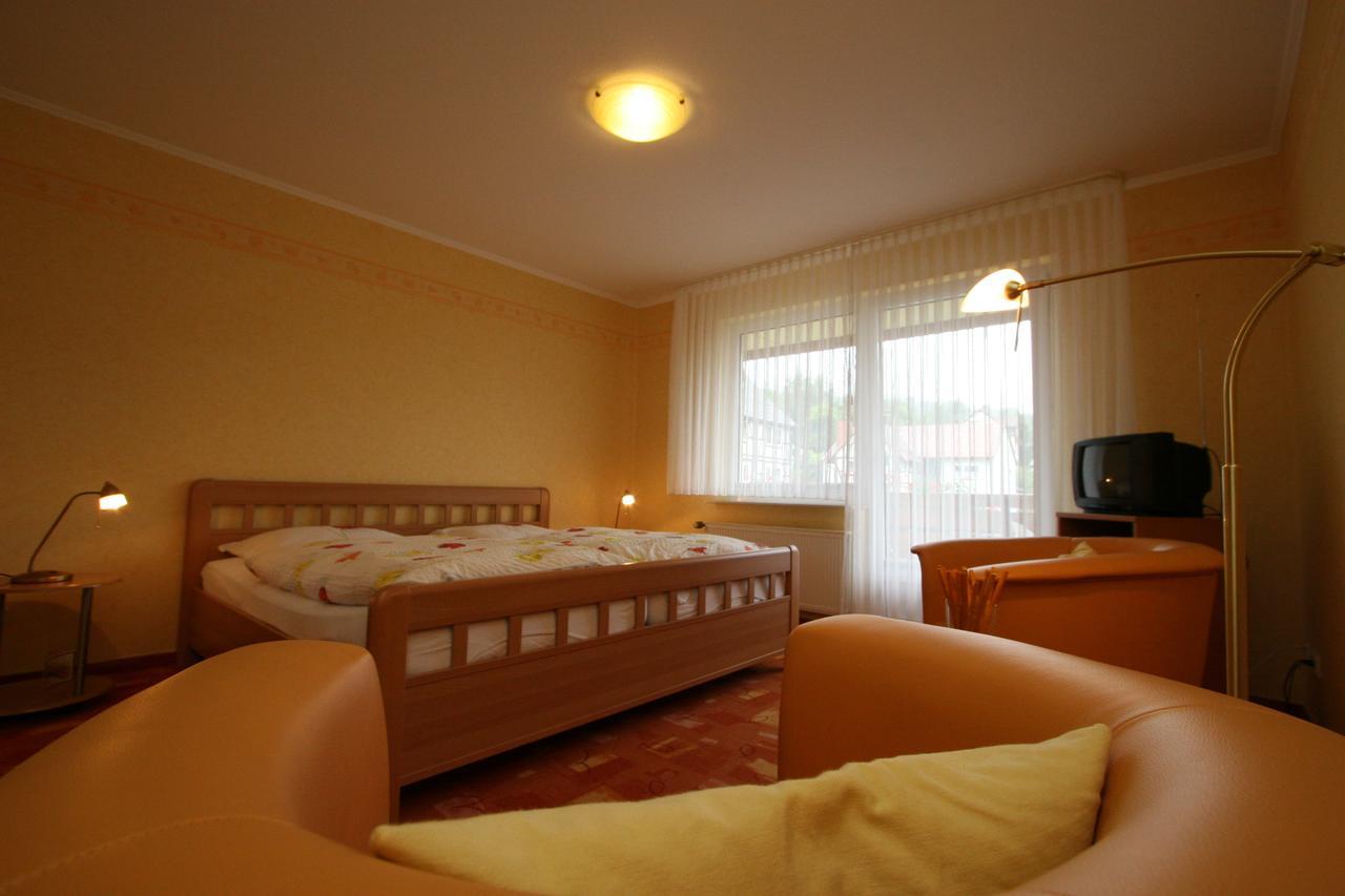 Brauner Hirsch Hannoversch Münden Exterior foto